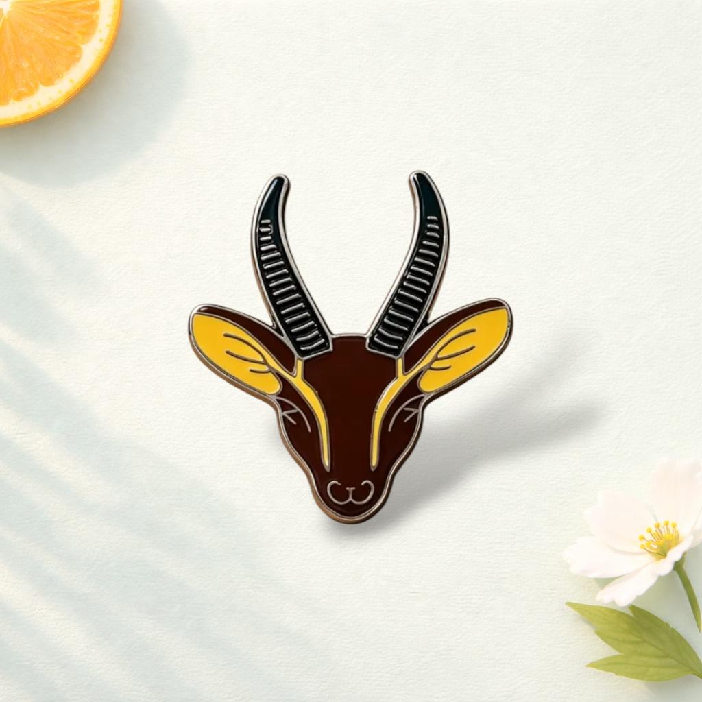 Antelope Head Enamel Brooch Zinc Alloy Animal Lapel Pin Decorative Badge for Backpack Scarf Hat Gift for Wildlife Animal Lovers