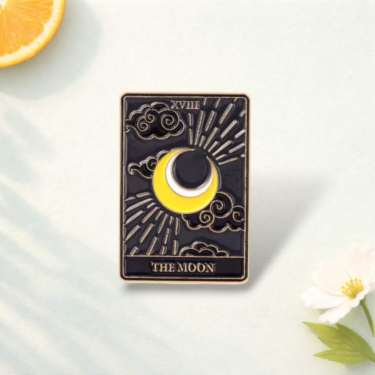Tarot Enamel Pin Sun Moon Stars Gothic Skeleton Lover Brooch Witchy Badge Punk Dark Jewelry Custom Lapel Pin Gift for Friends