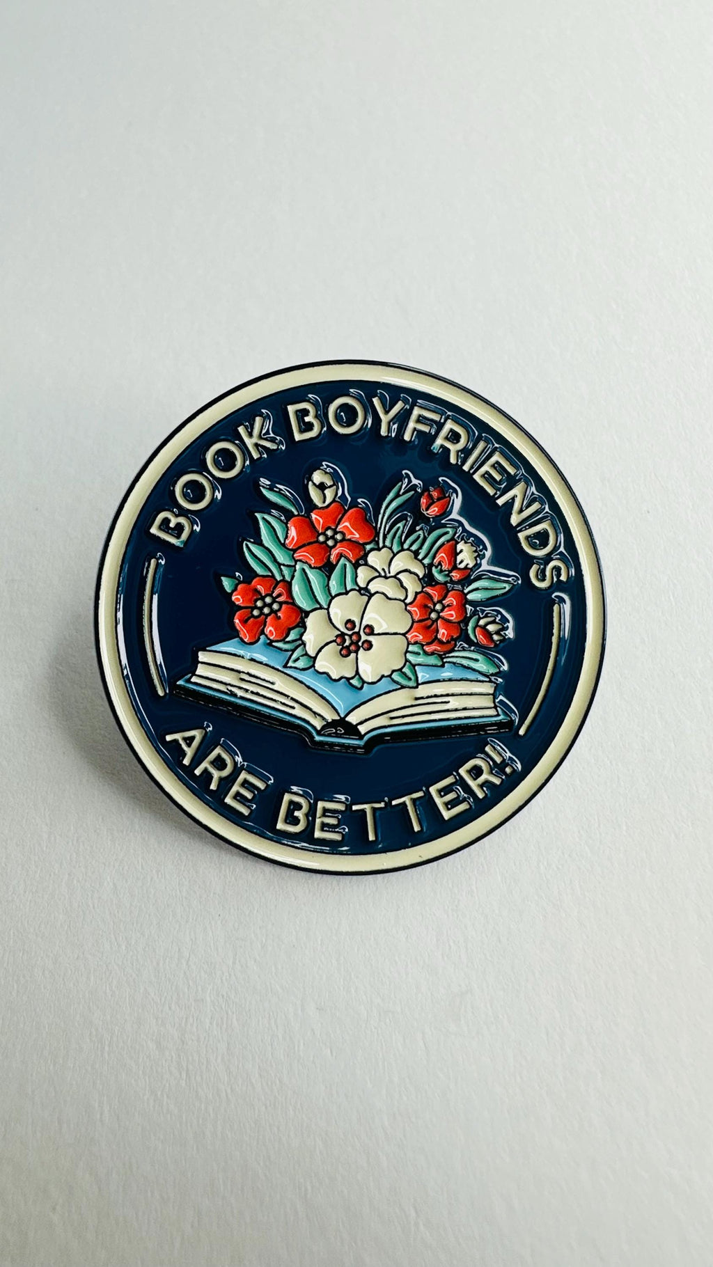Horror Addicts Book Club Enamel Pin Skull Design Brooch Lapel Badge Gothic Jewelry Accessories Gift