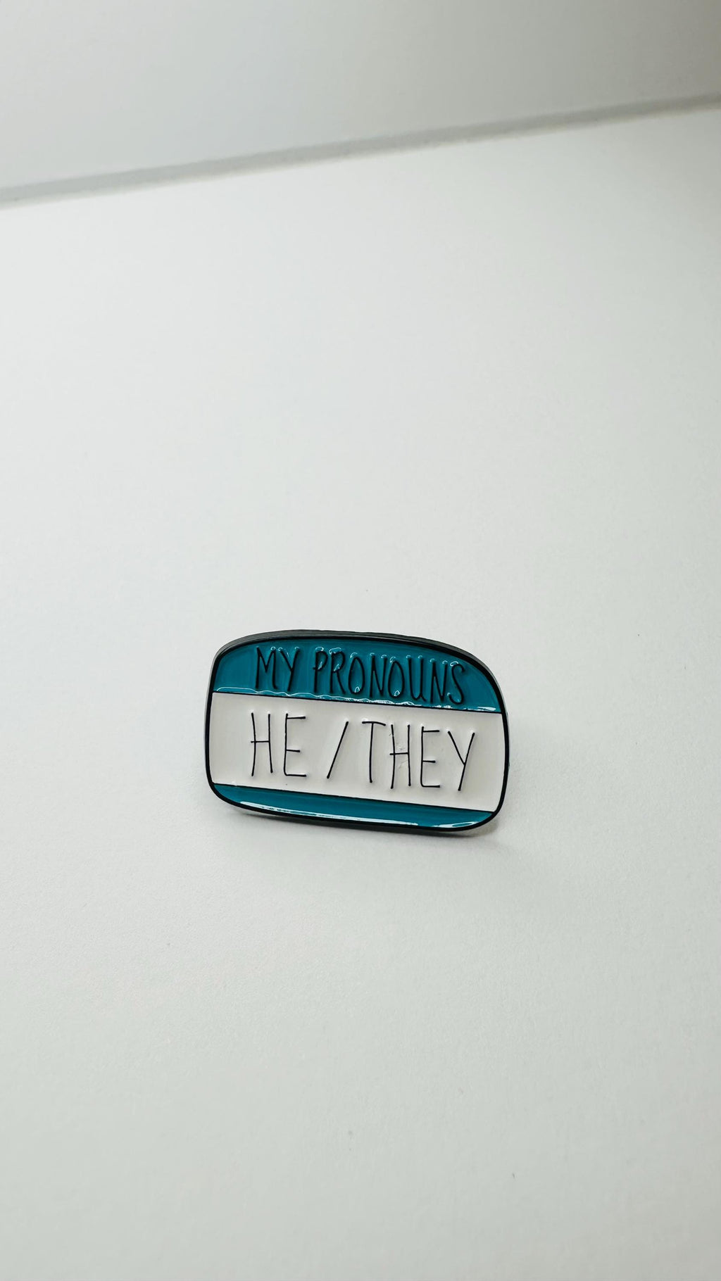 Trans Pride Flag Enamel Pin Custom Pronoun He She They Them Badge LGBTQ Brooch Gender Identity Lapel Pin Jewelry Gift Friends