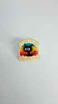 Everything Is Fine Cat Enamel Pin – Funny Sarcastic Quote Brooch – Cute Anxiety Humor Cat Lapel Badge – Relatable Mental Health Jewelry Gift