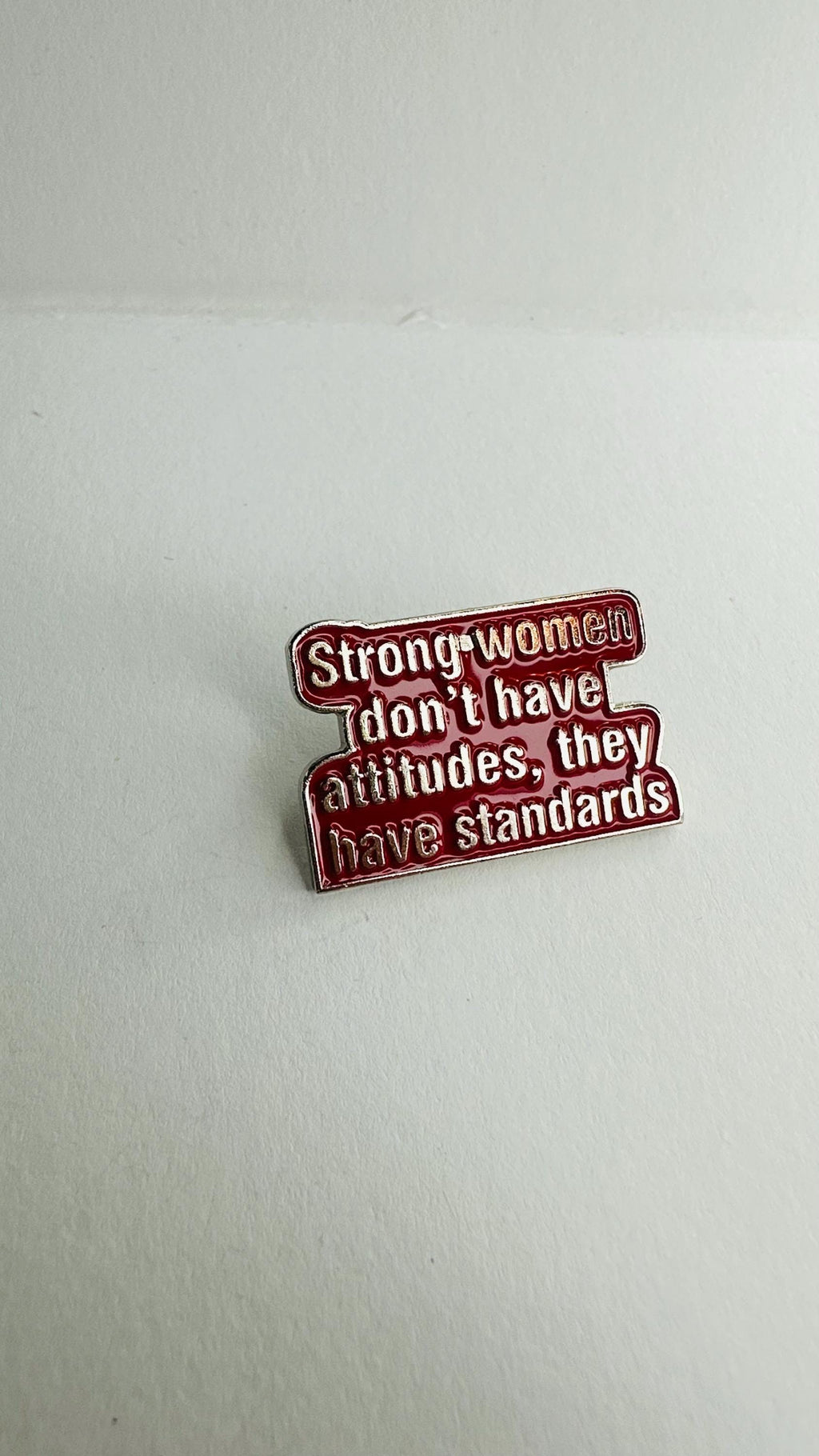 Strong Women Enamel Pin Inspirational Feminist Quote Brooch Life Quote Lapel Badge Jewelry Gift for Women Backpack Pin