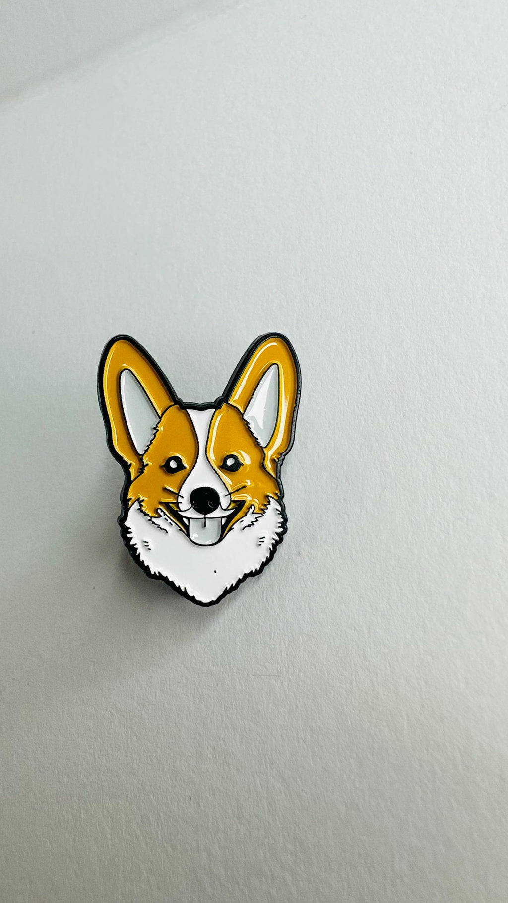 Golden Retriever Dog Enamel Pin Cute Cartoon Guard Dog Brooch Animal Lover Gift Lapel Badge Jewelry Accessories
