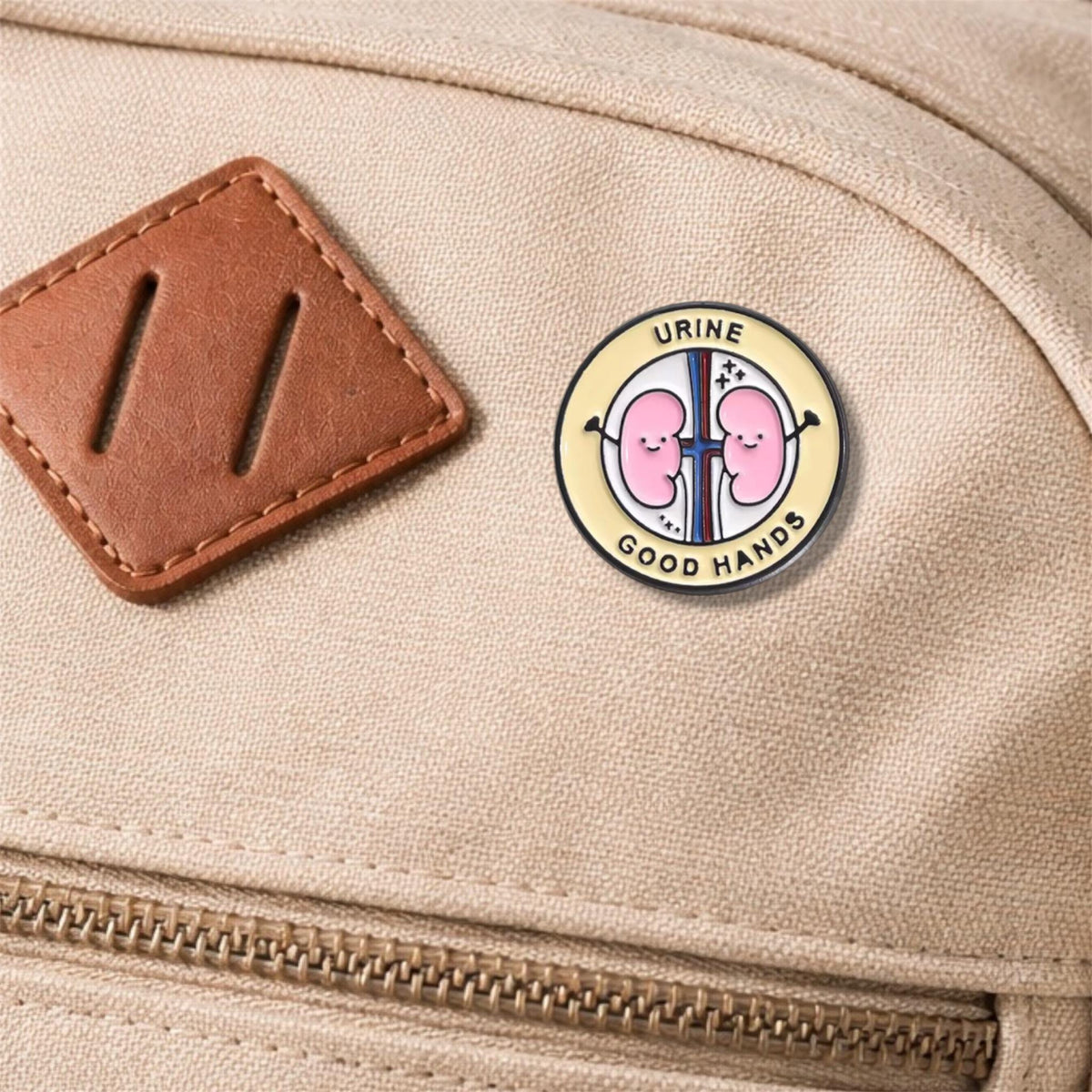 Cute Kidney Enamel Pin – Funny Urology Cartoon Medical Brooch – “Urine Good Hands” Nurse Doctor Lapel Badge – Healthcare Gift Jewelry