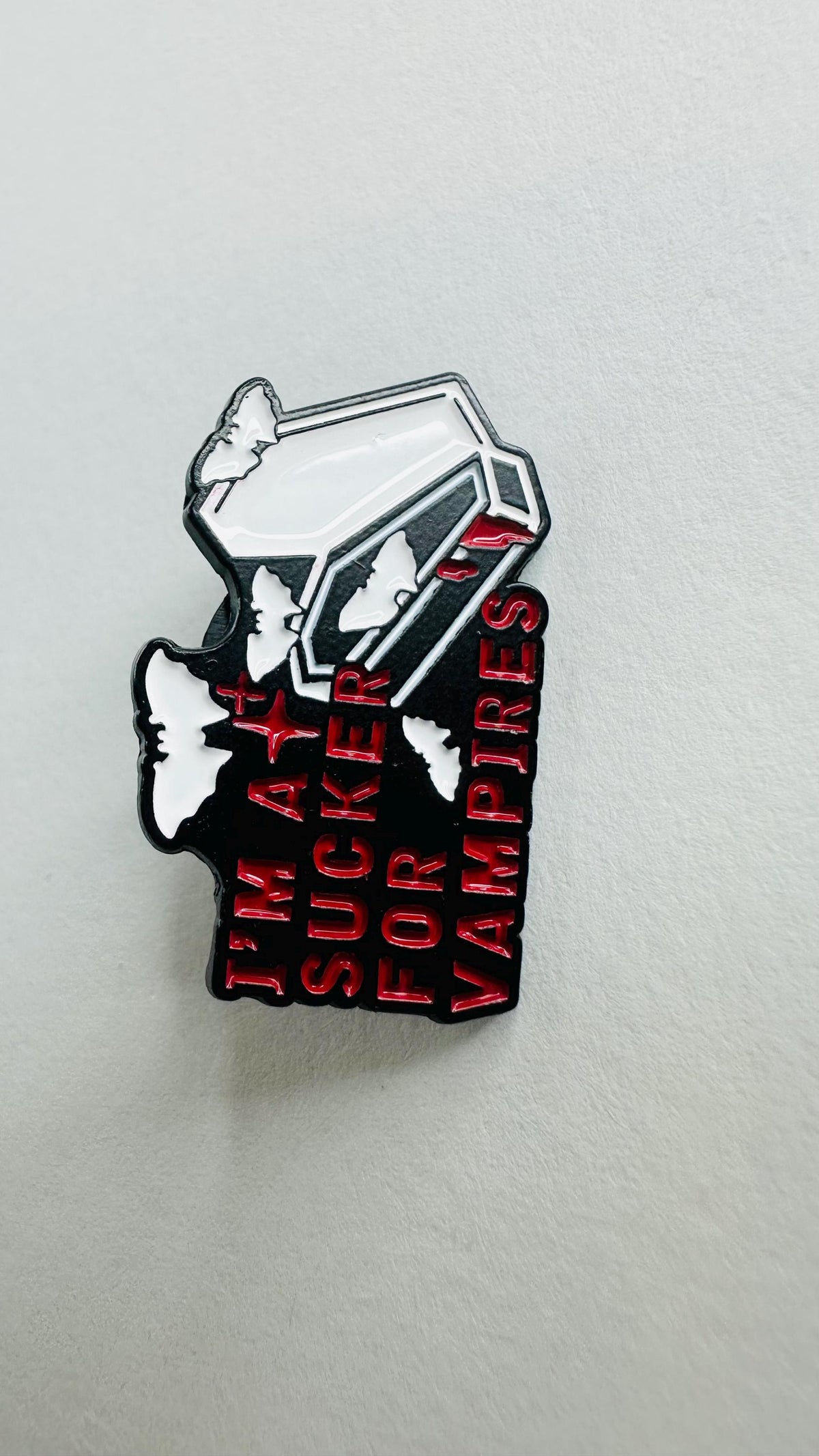 I Am a Sucker for Vampires Enamel Pin Halloween Bat Brooch Horror Movie Inspired Badge Gothic Lapel Pin Gift for Friends