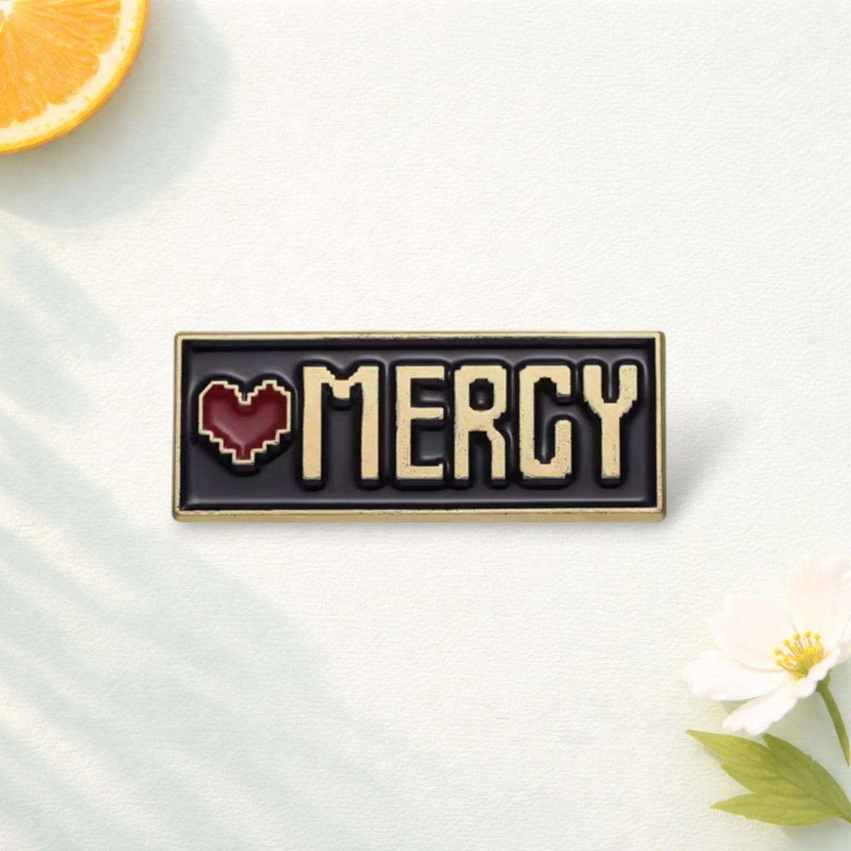 Red Heart Mercy Enamel Pin Gothic Black Brooch Badge Clothing Collar Lapel Pin Dark Jewelry Backpack Accessory Gift for Friends