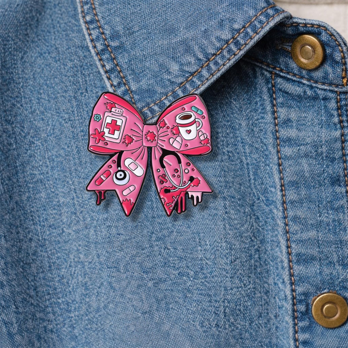 Pink Bow Stethoscope Enamel Pin – Cute Medical Nurse Doctor Brooch – Aesthetic Healthcare Lapel Badge – Nurse Gift Jewelry Accessories