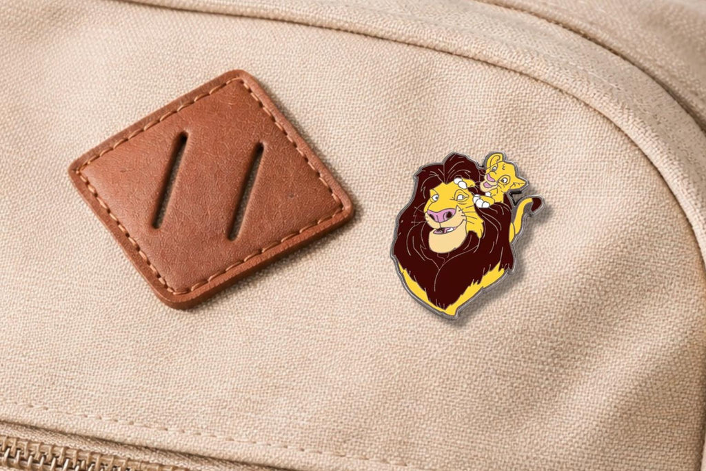 Cartoon Lion King Enamel Pin Daisy Brooch Zinc Alloy Black Nickel Plated Animated Style Badge Jewelry Gift Accessories
