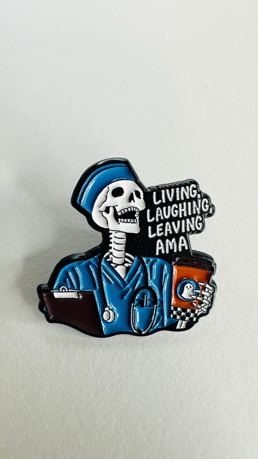 Skeleton Doctor Enamel Pin Funny Skull Medical Brooch Nurse Doctor Humor Badge Healthcare Gift Lapel Jewelry Accessories