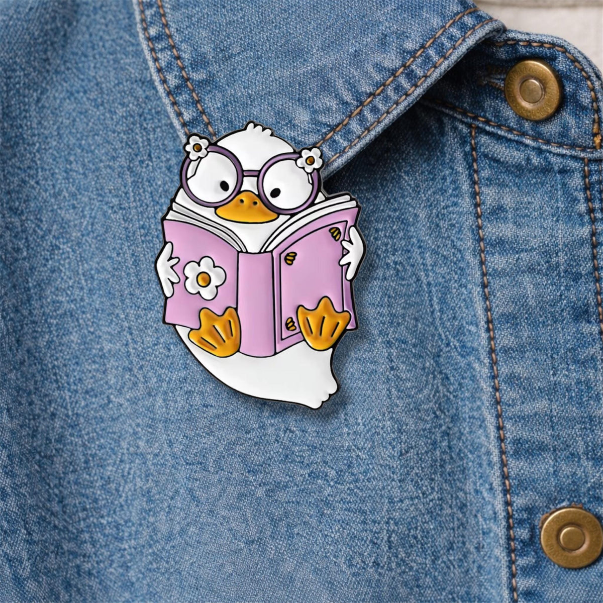 Ducklings Reading Enamel Pins Funny Bookworm Animal Duck Reader Brooch Lapel Badge