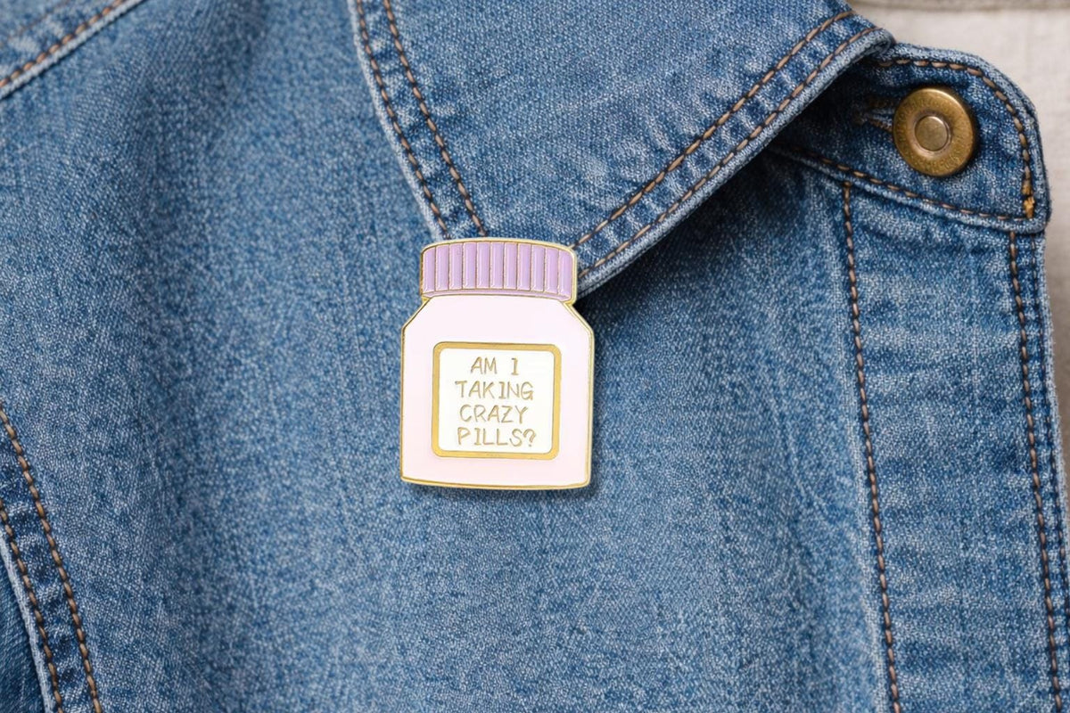 Scientific Microscopic Observation Enamel Pin Molecular Gene Medical Doctor Brooch Custom Lab Coat Badge Jewelry Gift