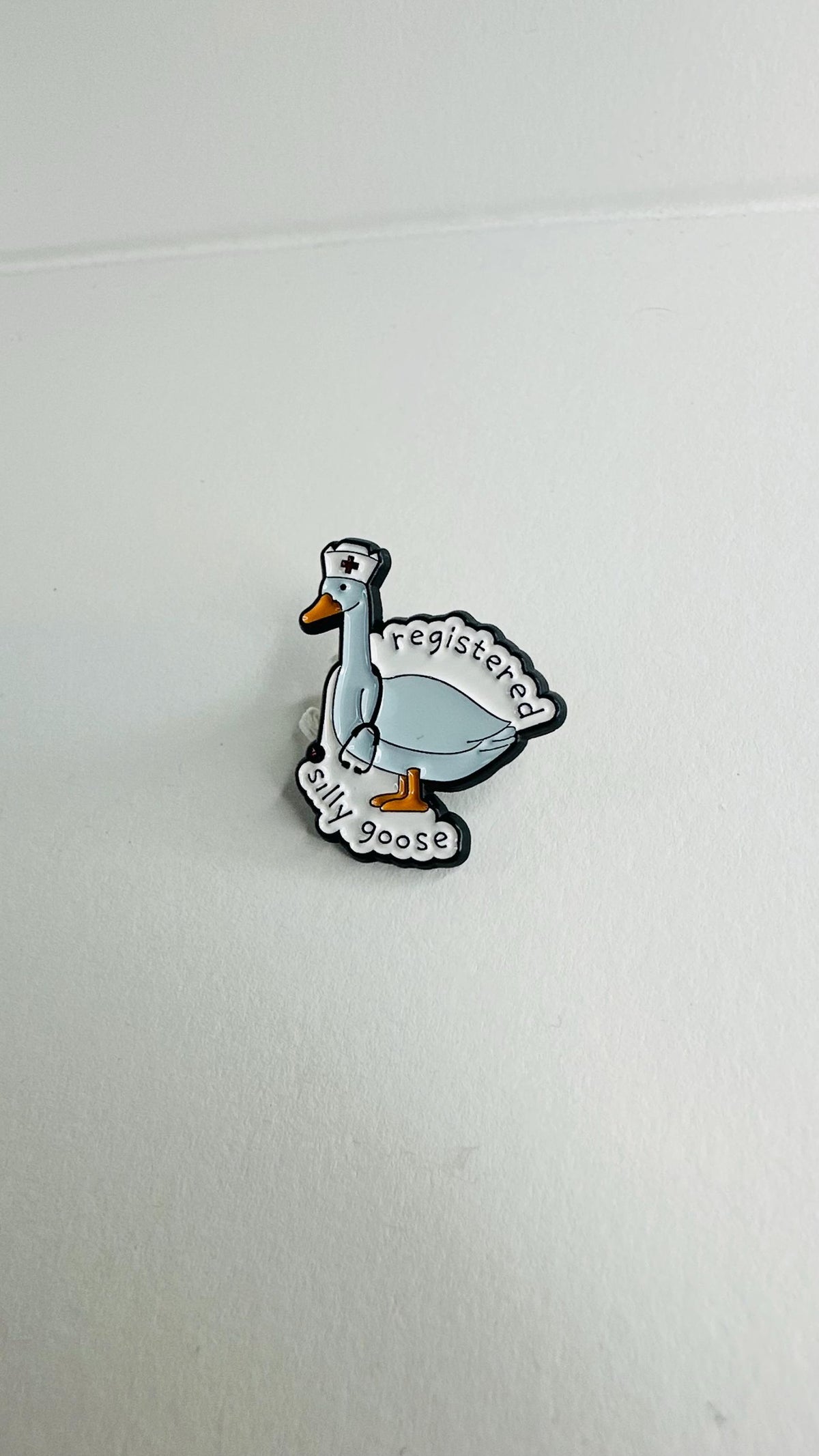 Registered Silly Goose Nurse Enamel Pin Cute Cartoon Medical Goose Brooch Funny Nurse Gift Lapel Badge Jewelry