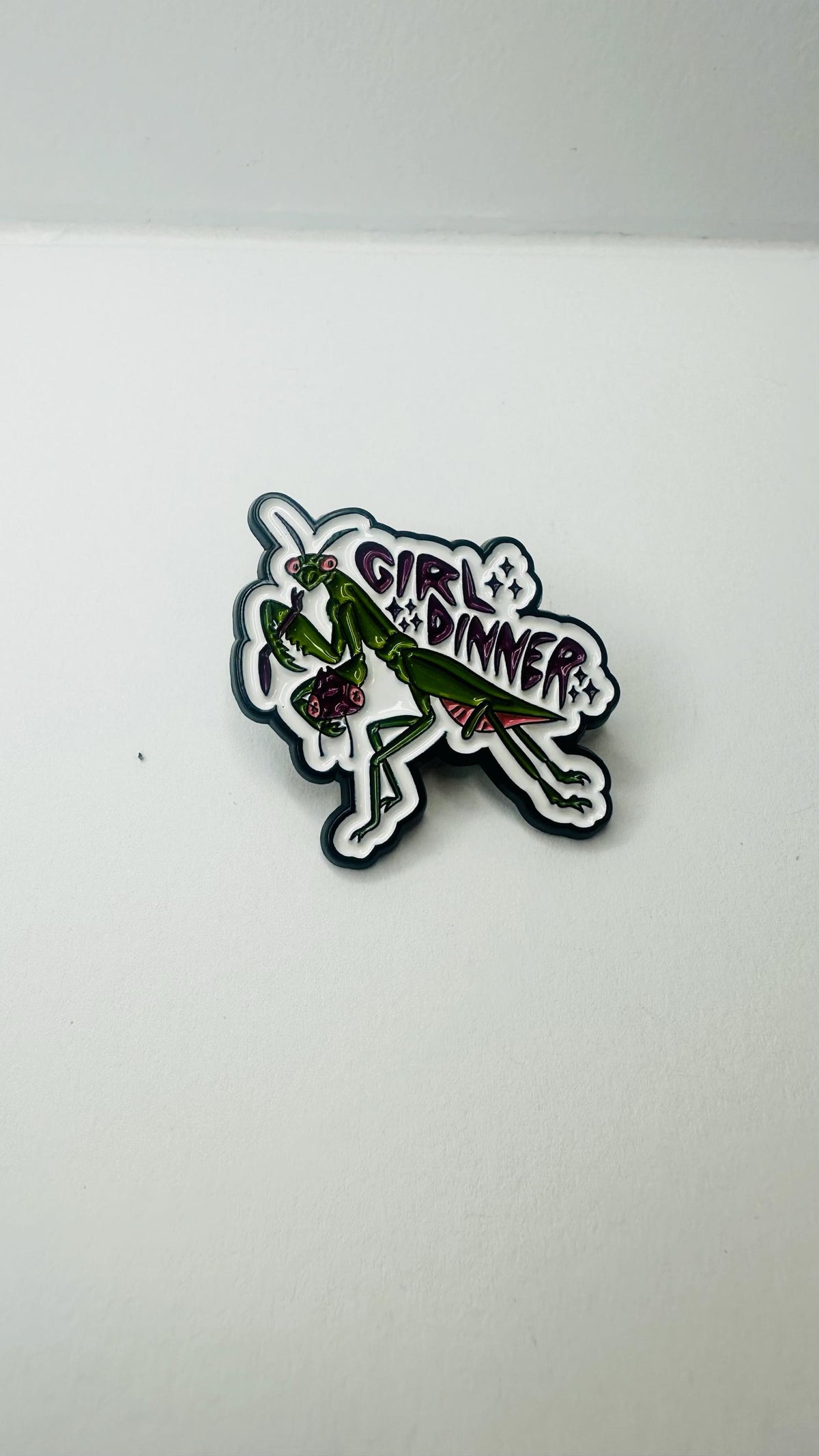 Girl Dinner Praying Mantis Enamel Pin Feminist Quote Brooch Powerful Feminism Satire Lapel Badge Jewelry Gift