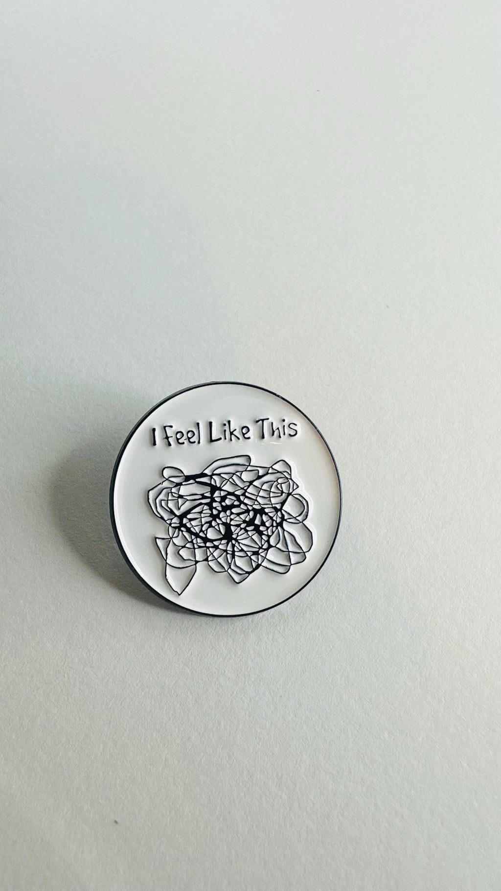 Confusing Thoughts Enamel Pin Funny Mental Health Quote Brooch Mind Awareness Badge Lapel Pin Gift for Friends Backpack