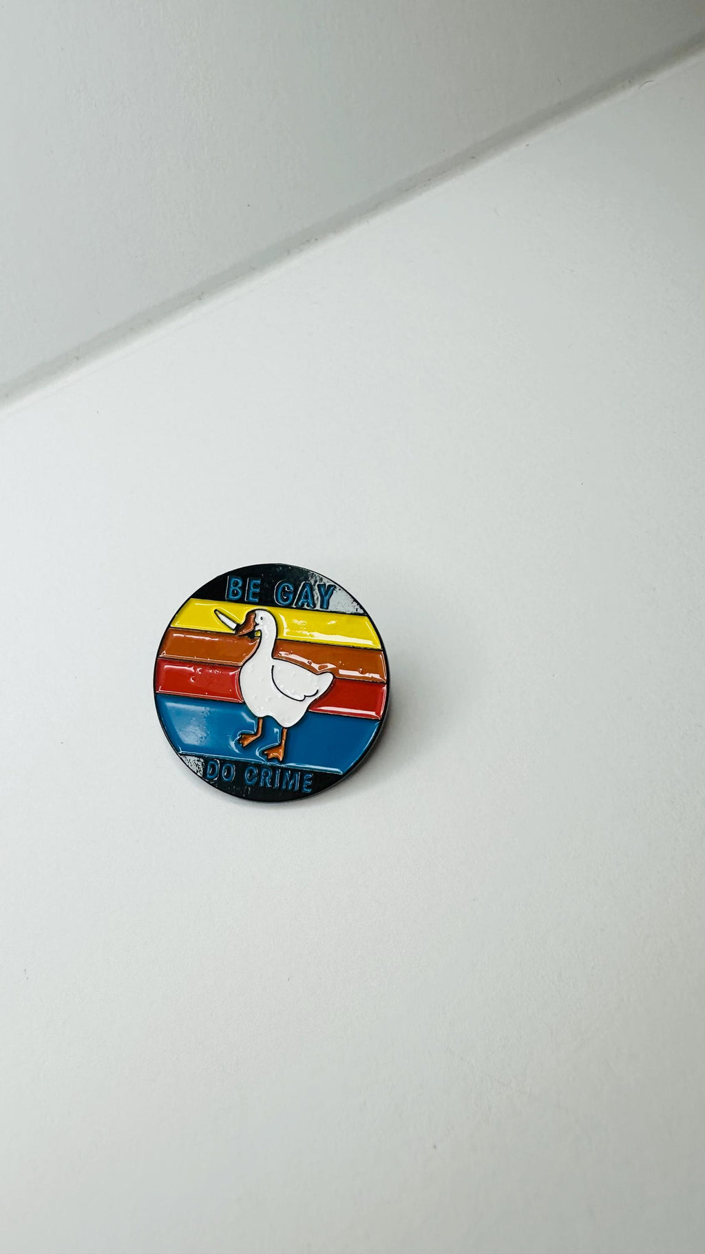 LGBT Rainbow Pride Enamel Pin Cartoon Animal Brooch Cute LGBTQ Badge Colorful Jewelry Gift Lapel Pin Backpack Accessories Friends