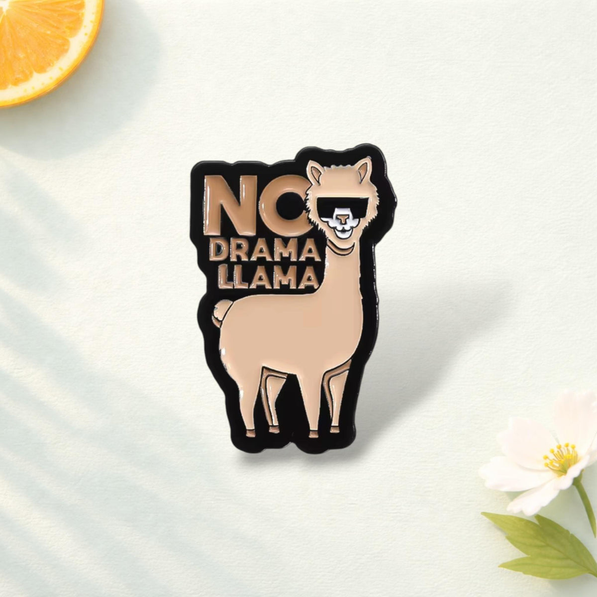 No Drama Llama Enamel Pin Funny Cute Alpaca Brooch Animal Badge Custom Llama Lover Gift Lapel Pin Jewelry for Kids Friends