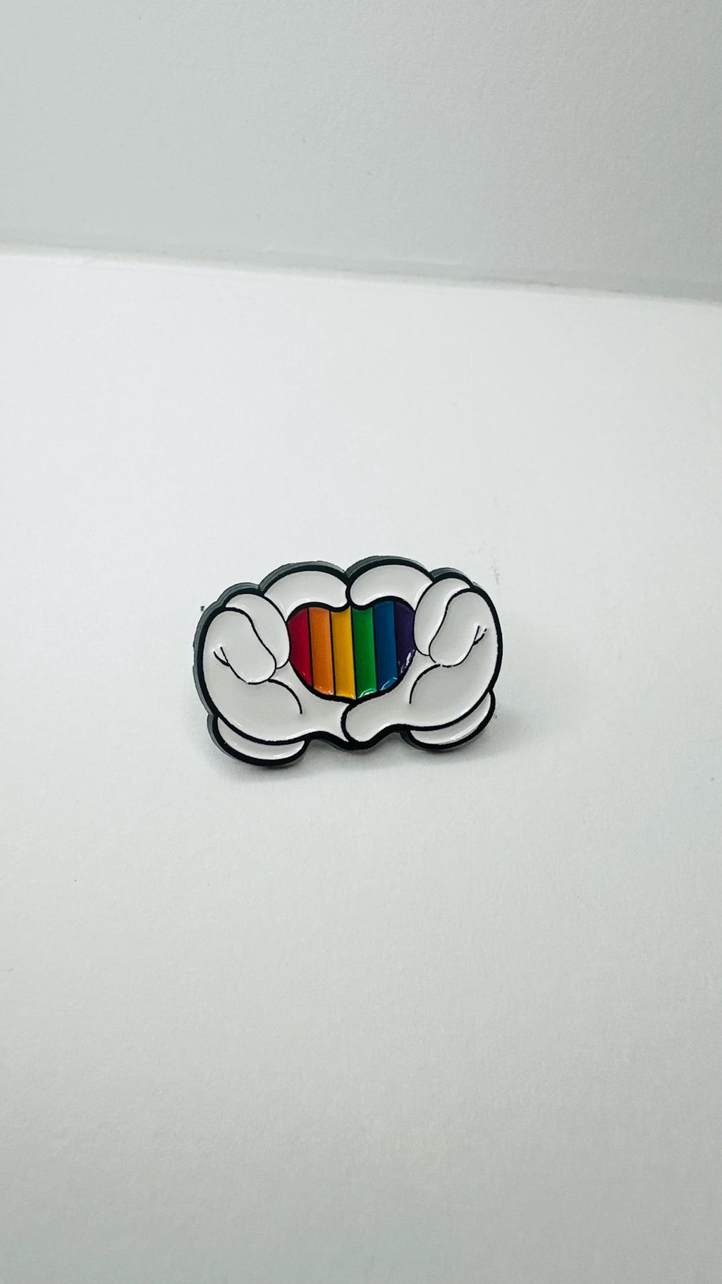 Rainbow Pride Cat Enamel Pin Jesus Loves Me Too Finger Heart Gesture Brooch Lapel Badge Jewelry Gift