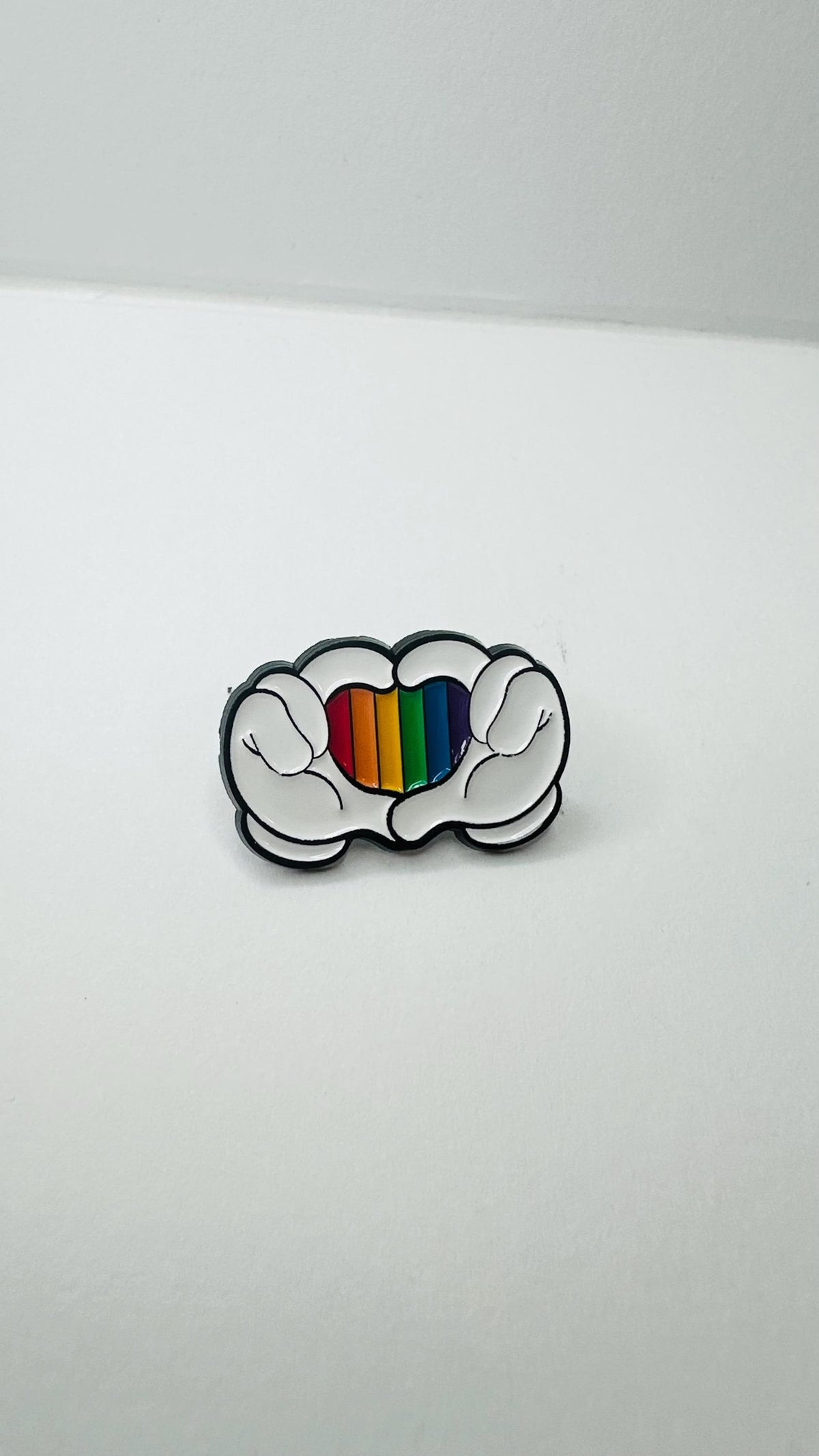 Rainbow Pride Cat Enamel Pin Jesus Loves Me Too Finger Heart Gesture Brooch Lapel Badge Jewelry Gift