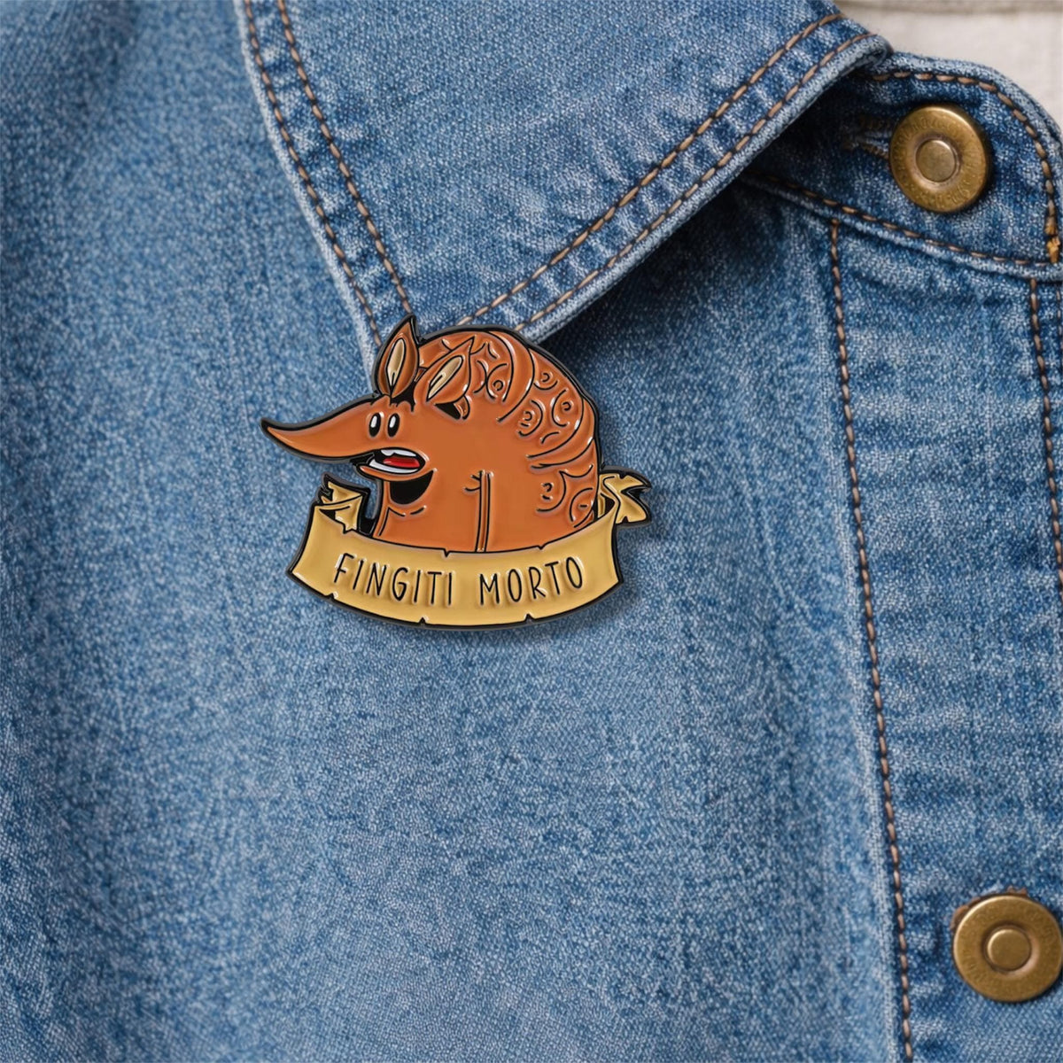 Vintage Fox Head Enamel Pin – Retro Fox Face Brooch – Italian Style Animal Lapel Badge – Cute Woodland Jewelry Gift for Fox Lovers