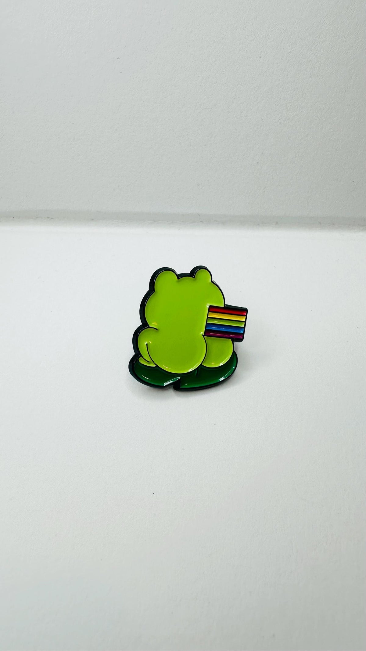 Cute and Funny Frog Enamel Brooch Fashion Clothing Accessories Gift
