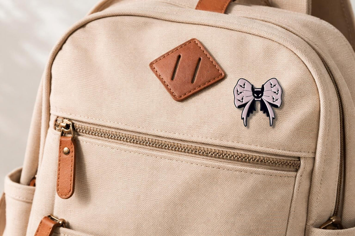 Punk Skull Bat Bowknot Enamel Pins Terrifying Skeleton Spider Brooch Lapel Badge Halloween Jewelry Gift