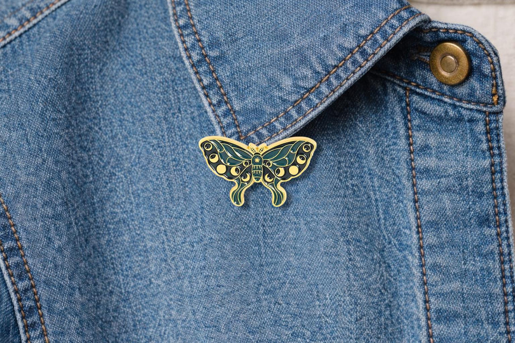 Cartoon Butterfly Metal Brooch Convallaria Rose Moon Witch Skeleton Colorful Insect Cute Butterfly Badge Punk Lapel Pin