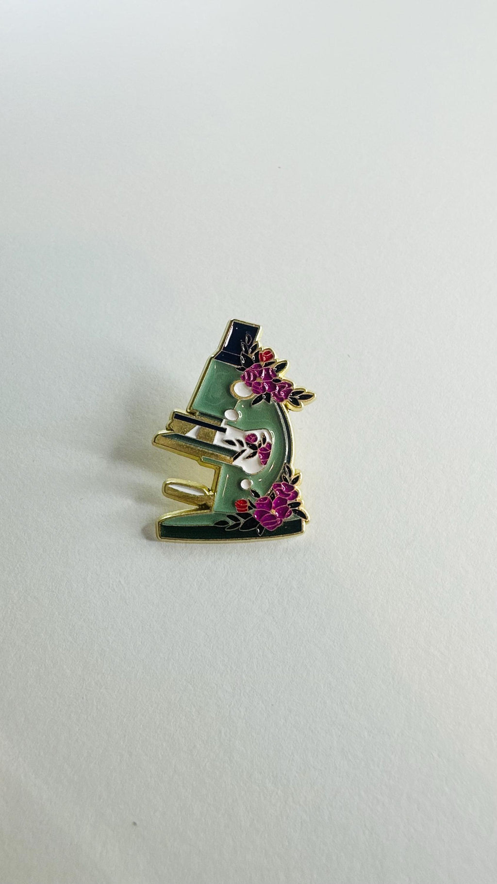 Mint Green Microscope Enamel Pin Floral Pattern Lab Instrument Badge Science Gift Researcher Brooch Clothing Accessory Jewelry