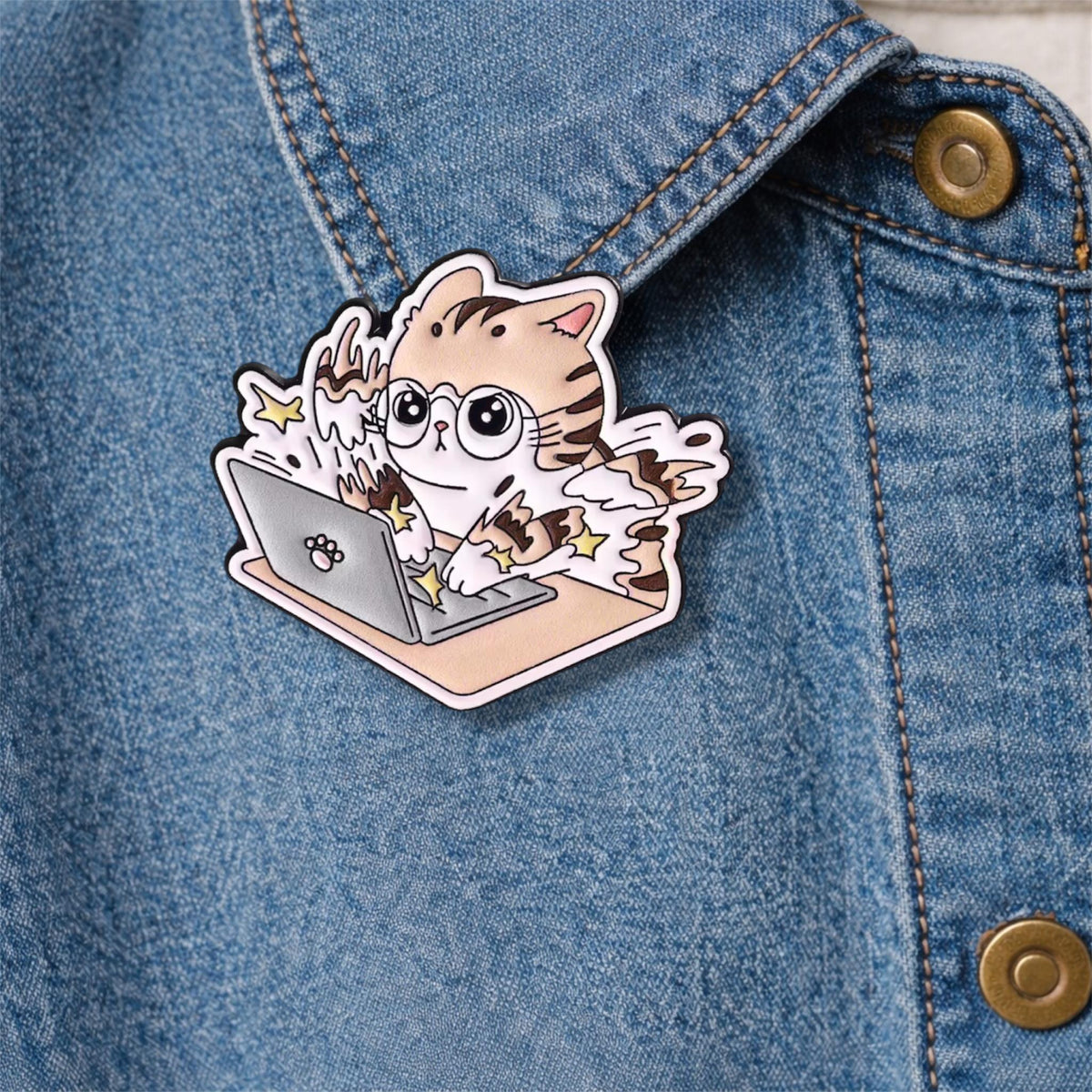 Cute Working cat Enamel Pin Funny Anime Office cat Brooch Playful Workplace Lapel Badge