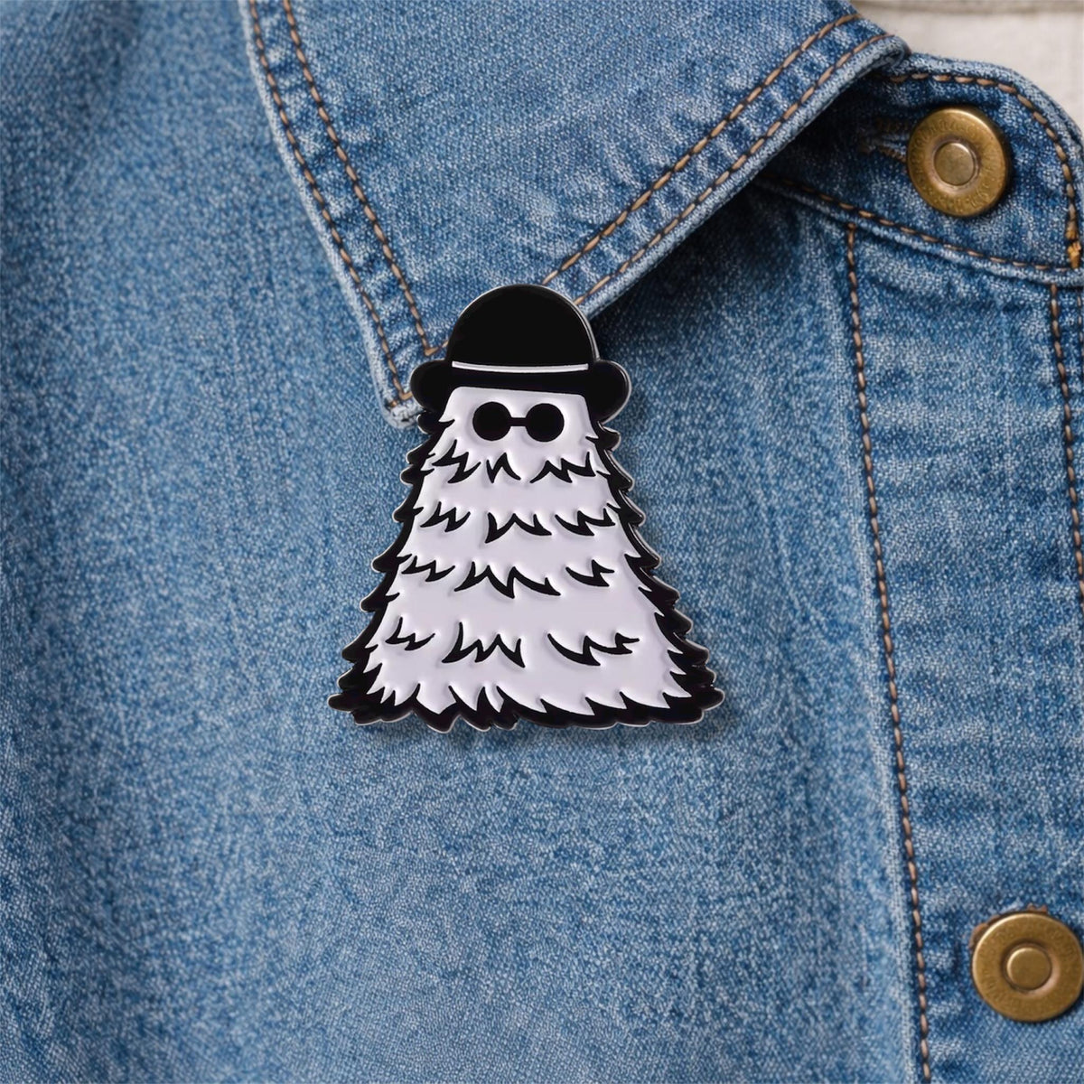 Cousin Itt Enamel Pin Hairy Monster Character Brooch Dark Comedy Movie Quote Lapel Badge Jewelry Gift for Friends