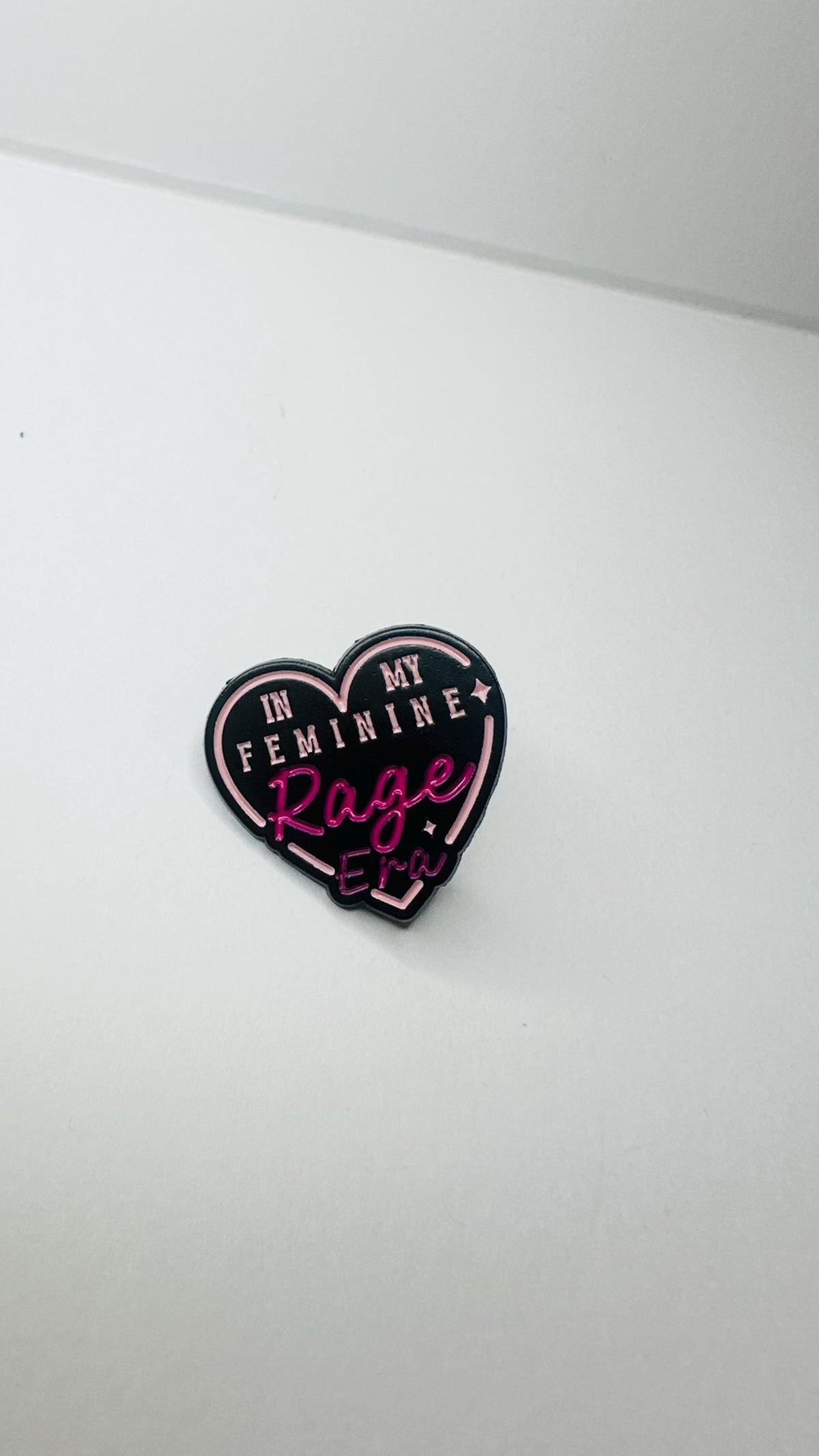 Feminist Power Quote Enamel Pin – Strong Women Empowerment Brooch – Lapel Badge Jewelry Gift for Friends