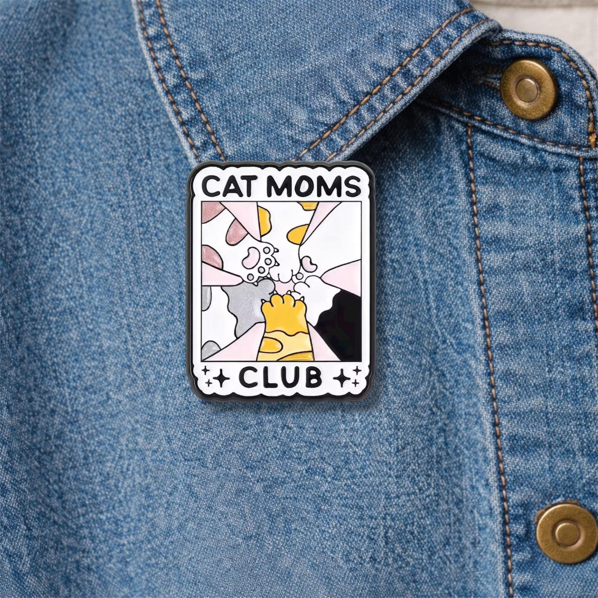 Cat Moms Club Enamel Pins Cute Multiple Cat Paws Cartoon Design Lapel Brooch