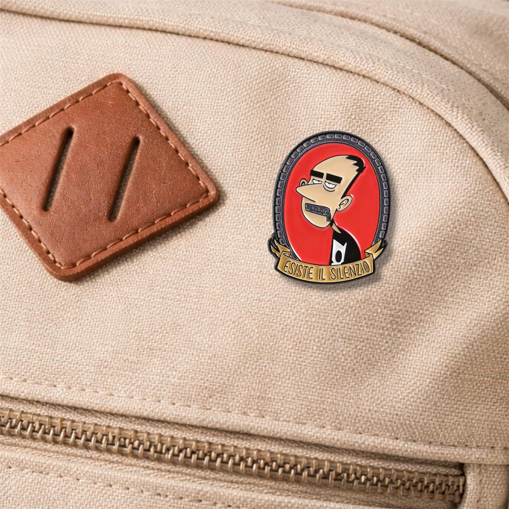 Vintage Fox Head Enamel Pin – Retro Fox Face Brooch – Italian Style Animal Lapel Badge – Cute Woodland Jewelry Gift for Fox Lovers