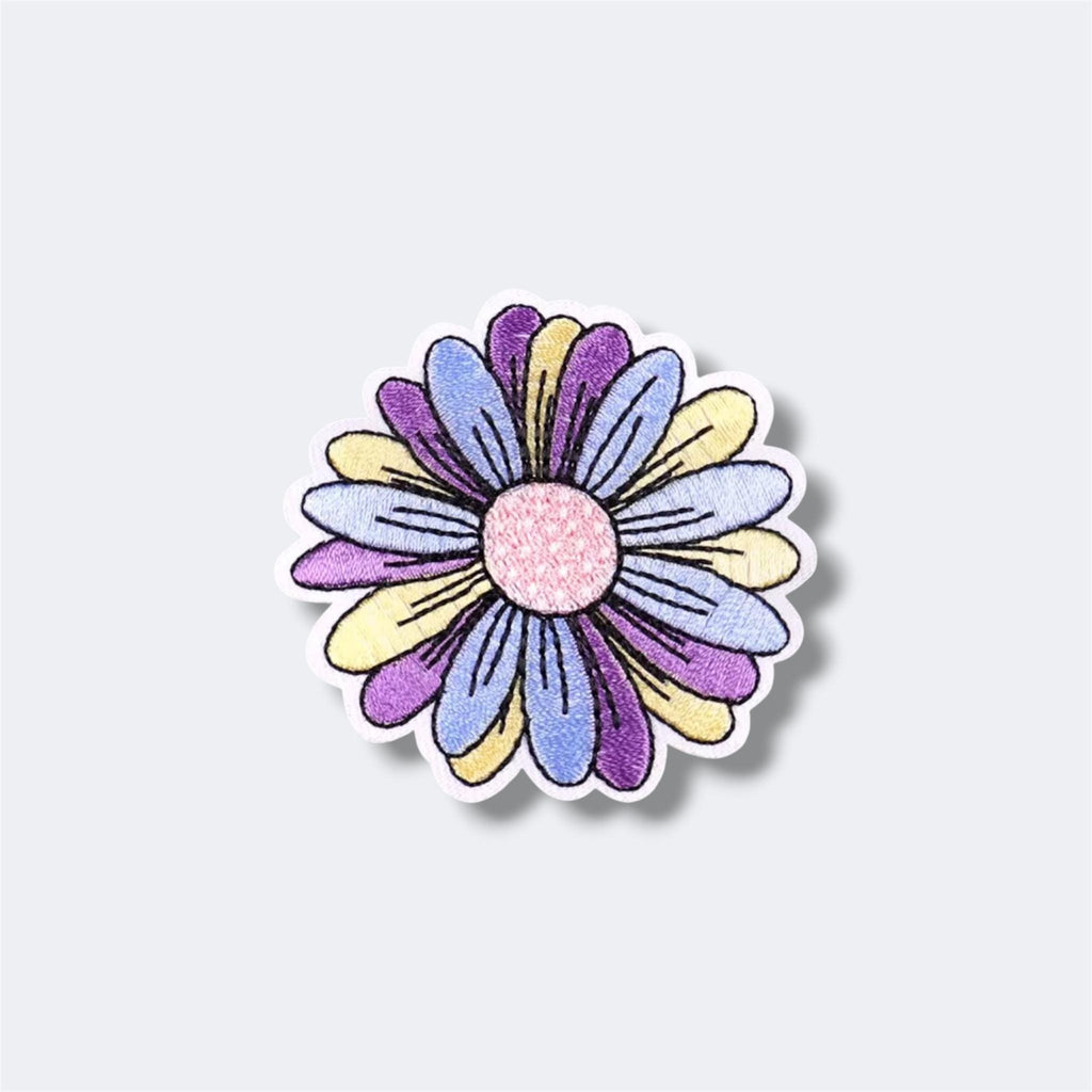 Heart Letter Flower Embroidered Patch – Custom Iron-On Applique Logo Patch – Cute Floral Personality Clothing Badge for Jackets & Bags
