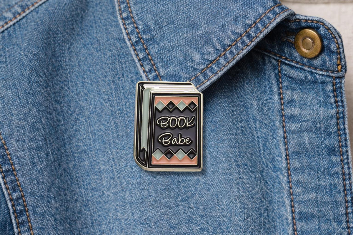 Graduation Enamel Pins Metal Brooch I Love Reading Book Custom Lapel Clothes Friends Backpack Badges Cartoon Accessories