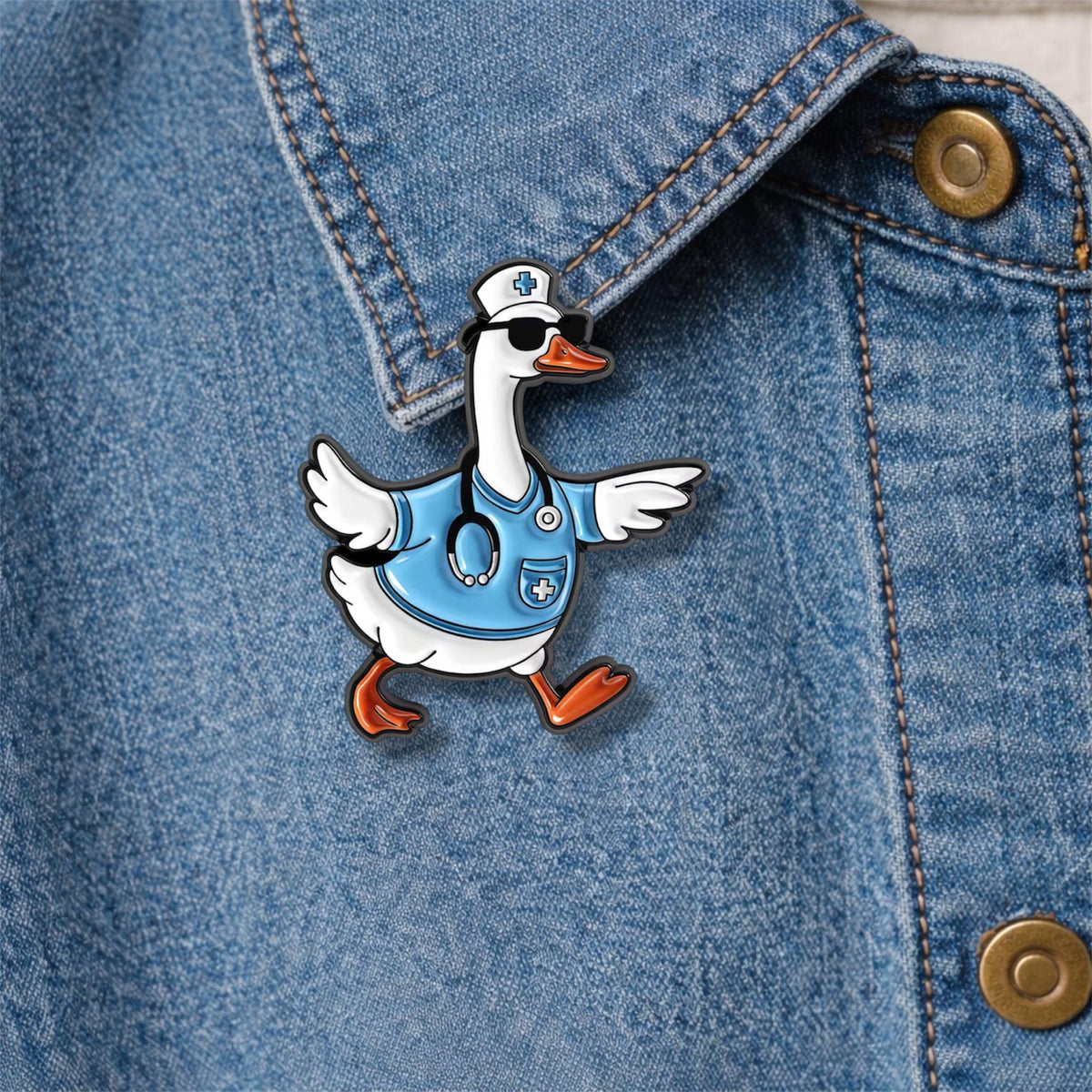 Medical Goose Brooch Enamel Pin Goose Doctor Stethoscope Syringe Silly X-Ray Goose Brooches Lapel Badge Jewelry