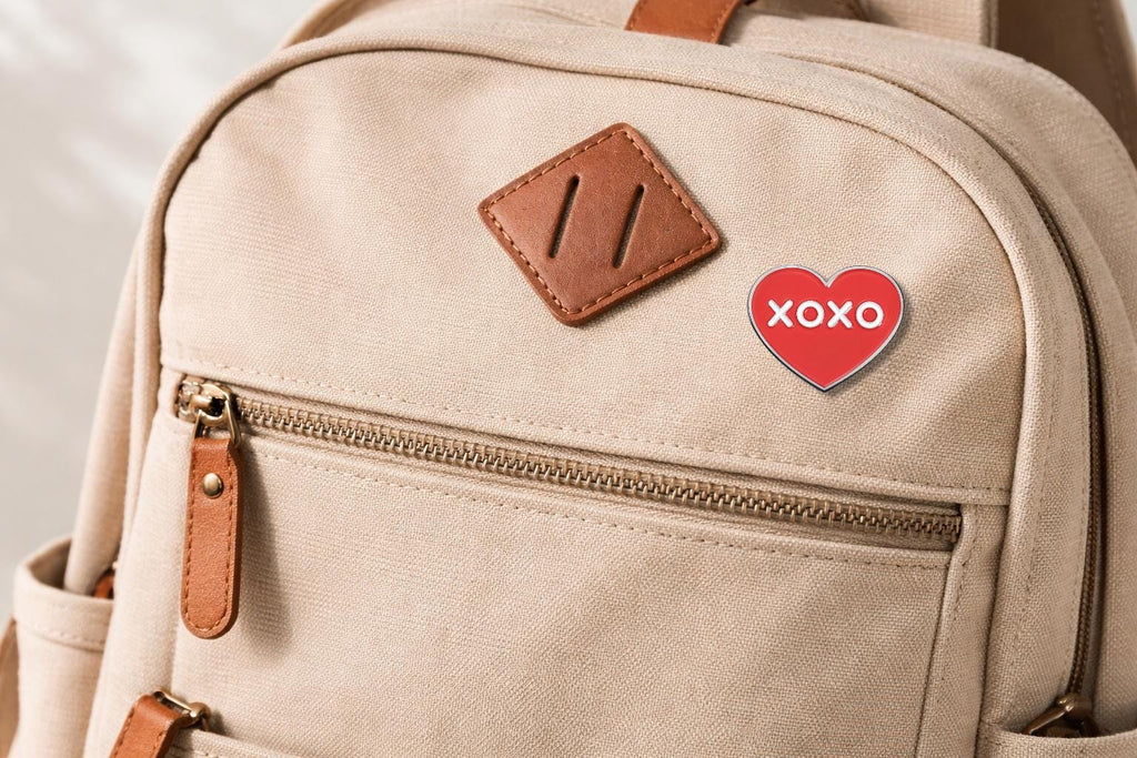 XOXO Music Single Love Enamel Brooch Fashion Clothing Accessories Gift