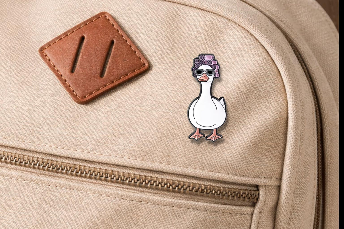 Cute Bathroom Animal Enamel Pins Goose in Sunglasses Duck in Towel Brooch Lapel Badge Jewelry