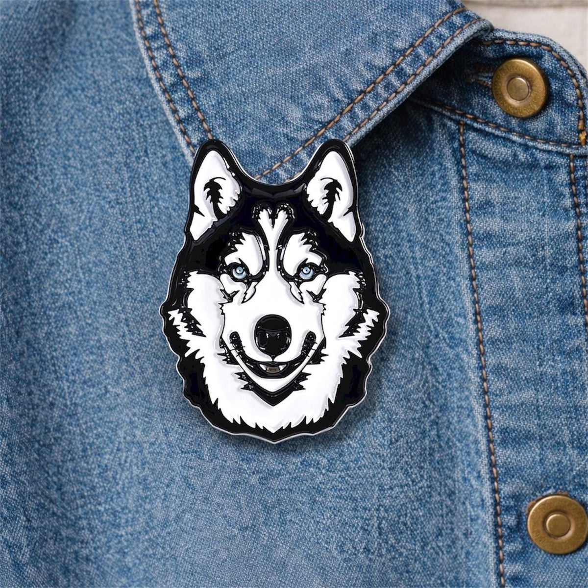 Siberian Husky Enamel Pin Cute Guard Dog Cartoon Animal Brooch Lapel Badge Jewelry Gifts