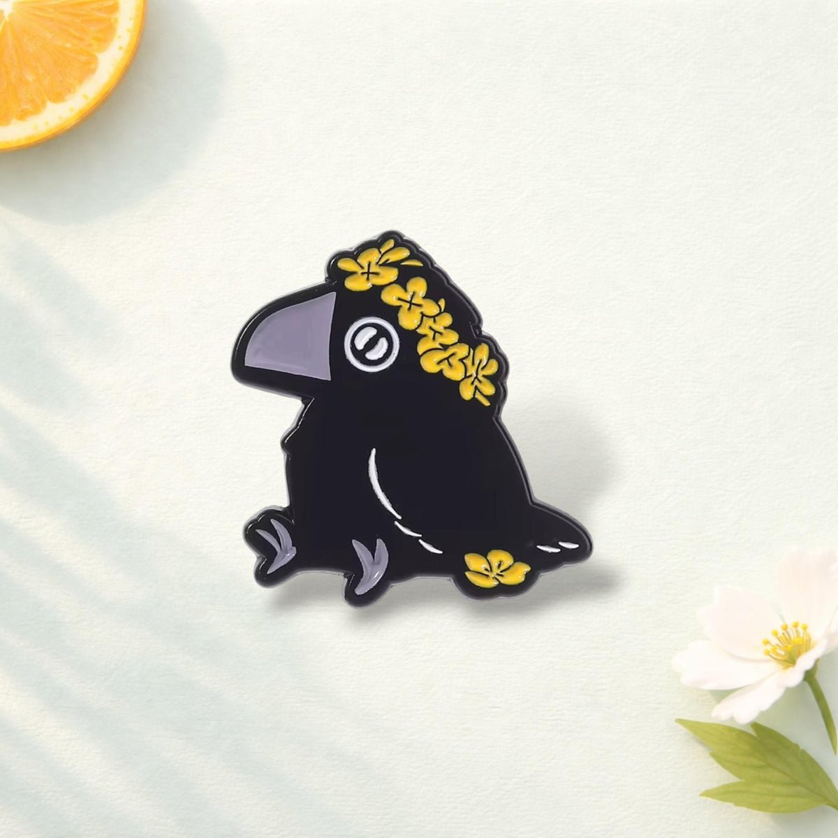 Cute Black Crow Enamel Pin Flower Wreath Raven Brooch Gothic Bird Badge Nature Jewelry Gift Lapel Pin Fashion Accessory Friends