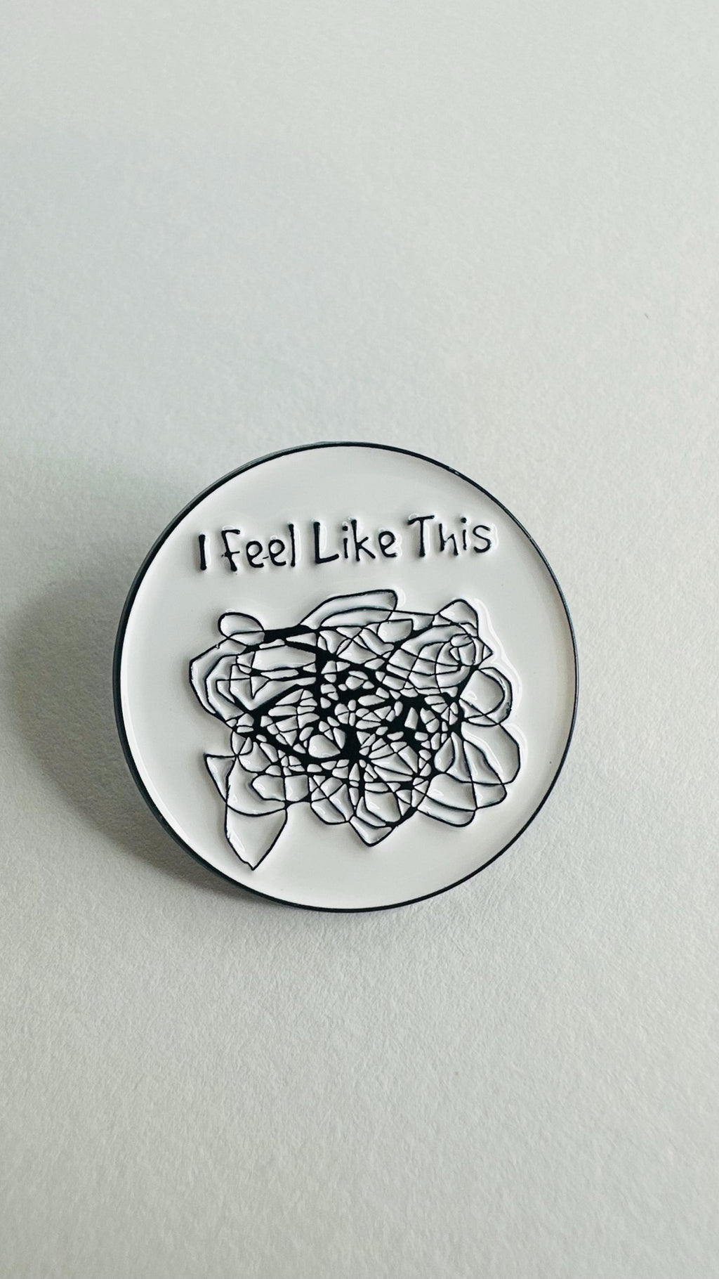Confusing Thoughts Enamel Pin Funny Mental Health Quote Brooch Mind Awareness Badge Lapel Pin Gift for Friends Backpack